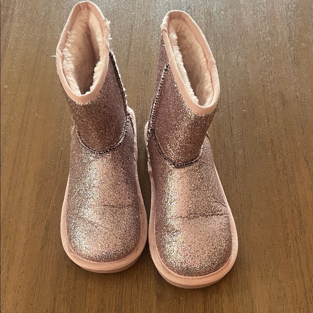 Joe Fresh Kids' Glitter Pink Faux-Fur Boots